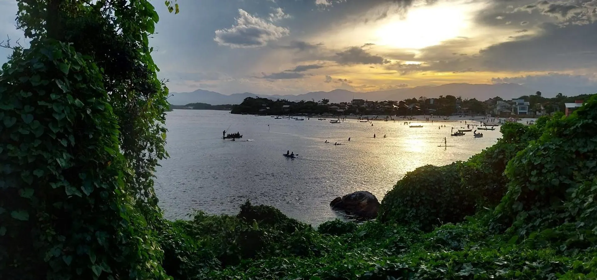 Apartamento Superior Na Praia Pinheira Em Santa Catarina Palhoça Brasile